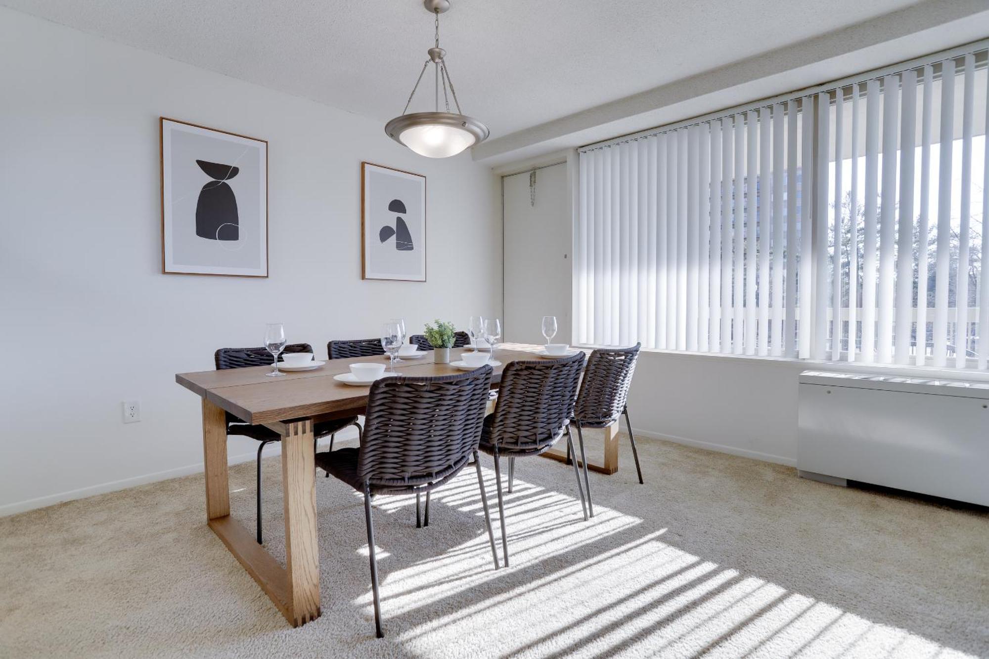 Spacious 2 Bedrooms Apt @Crystal City With Gym Арлингтон Экстерьер фото