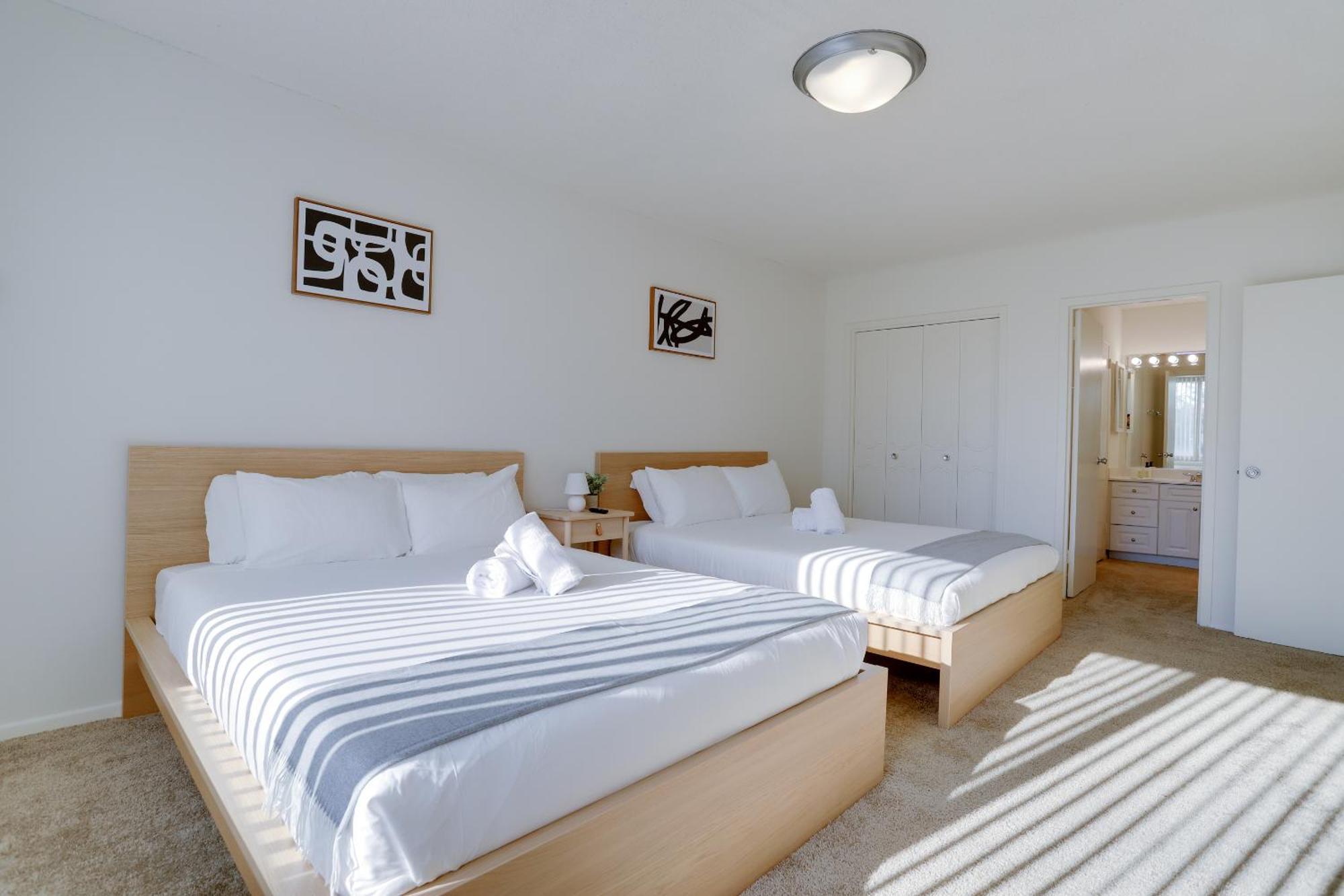 Spacious 2 Bedrooms Apt @Crystal City With Gym Арлингтон Экстерьер фото